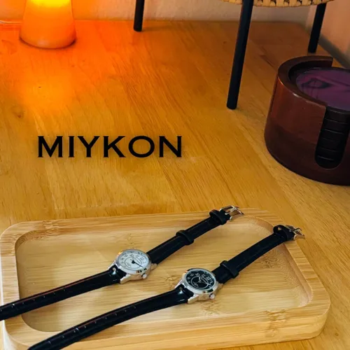 Vista 4 de Miykon Relojes para mujer – Delicado pequeño reloj analógico para mujer con correa de cuero vegano negro – Segundero, pulido iónico, cristal