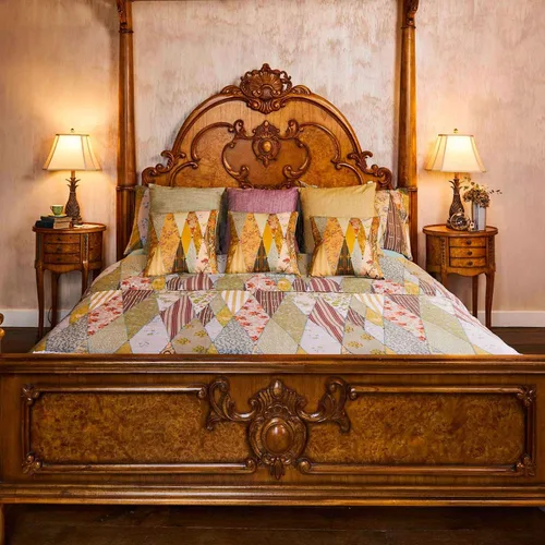 Vista 2 de The Chateau by Angel Strawbridge - Juego de funda de edredón tamaño King con diseño de museo