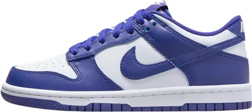 Vista 483 de Nike Kid's Dunk Low Sneaker