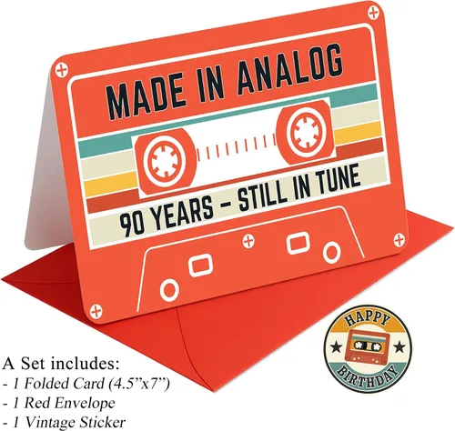 Vista 2 de Tarjeta de cumpleaños 90 – Diseño retro de cinta de casete – Hecho en analógico, todavía en sintonía – Regalos de 90 años para él o ella – Tarjeta