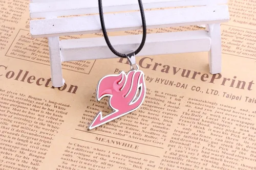 Vista 2 de Collar de aleación de 4 colores con diseño de cola de hada de anime