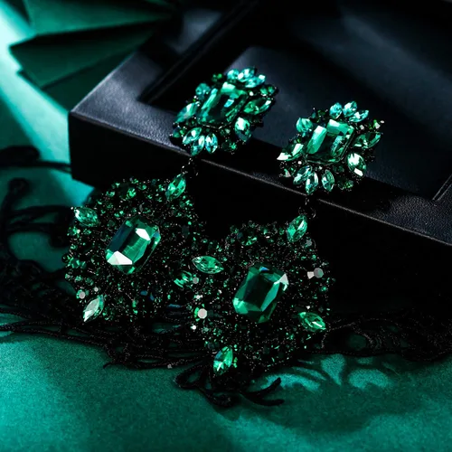 Vista 4 de Flyonce Aretes colgantes de cristal de diamantes de imitación para mujer, estilo vintage, estilo Gatsby, Cristal