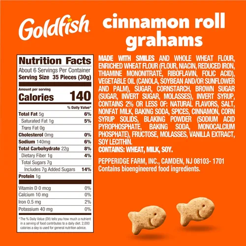 Vista 2 de Goldfish Grahams Galletas Snack Horneadas Sabor Rollo de Canela, Bolsa de 6.6 Oz