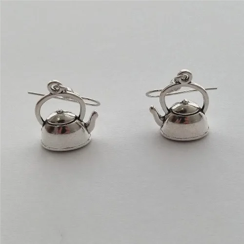 Vista 2 de Pendientes para tetera, joyería para hervidor, Foodie, amante del café, accesorios para barista, 40x17mm, Zinc, Sin gemas.