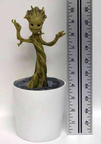 Vista 2 de Monogram Marvel Heroes: Banco figurado Baby Groot