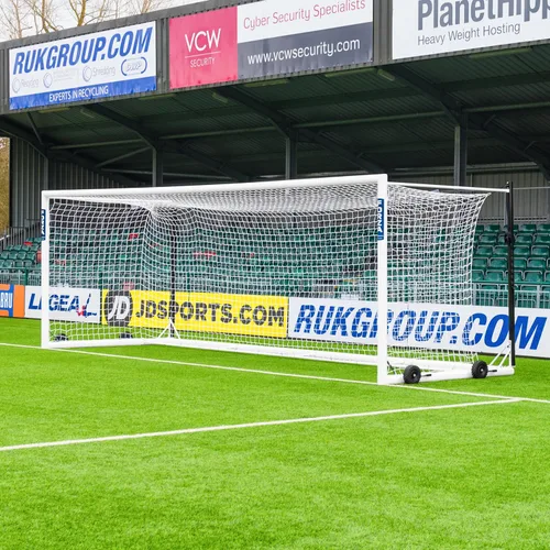 Vista 12 de Porterías de fútbol de aluminio FORZA [11 tamaños] Postes de portería de fútbol profesional *Las redes de portería utilizadas por los clubes