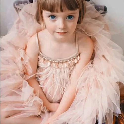 Vista 3 de Disfraz de princesa de cisne para niñas y niños, vestido de bailarina de plumas, con flecos de tul, vestido de fiesta de graduación, vestido
