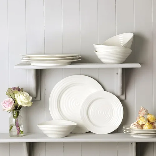 Vista 2 de Portmeirion Sophie Conran - Juego de vajilla de porcelana blanca de 12 piezas, diseño ondulado, juego de platos y cuencos para uso diario