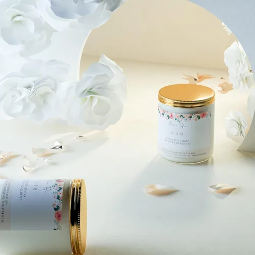 Vista 7 de Vela de regalo personalizada de compromiso, regalos de compromiso personalizados, tres aromas para elegir, regalo de pareja, regalos para ella