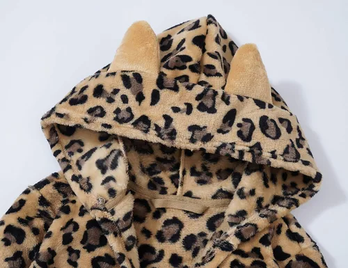 Vista 5 de Topgal Bata de baño con capucha de leopardo para niñas, de forro polar, para niños y adolescentes, talla 4T-18