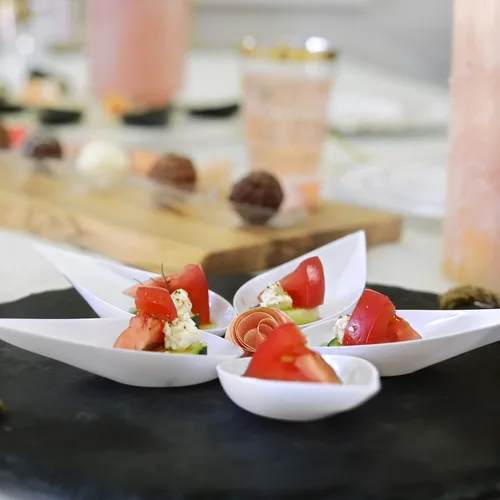 Vista 5 de 240 cucharas de plástico para aperitivo de lágrima, color negro para servir postres, pasteles, aperitivos, porciones pequeñas, reutilizables