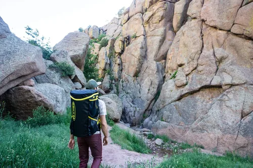 Vista 5 de TRANGO Crag Pack 2.0 - Mochila de escalada, 45L, Negro, Negro
