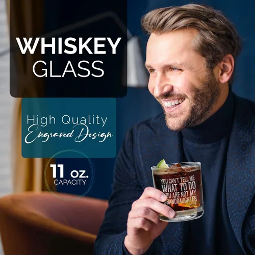 Vista 2 de shop4ever Vaso de whisky grabado con texto en inglés "You Can't Tell Me What To Do You Are Not My Granddaughter - Regalo para el Día del Padre
