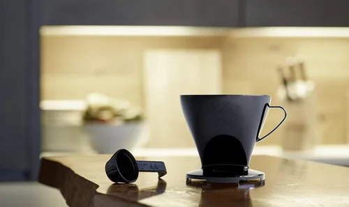 Vista 2 de Melitta Soporte para filtro de vertido, tamaño 1x4, 6761018, utilizado con 1 jarra o 2 tazas, plástico, negro