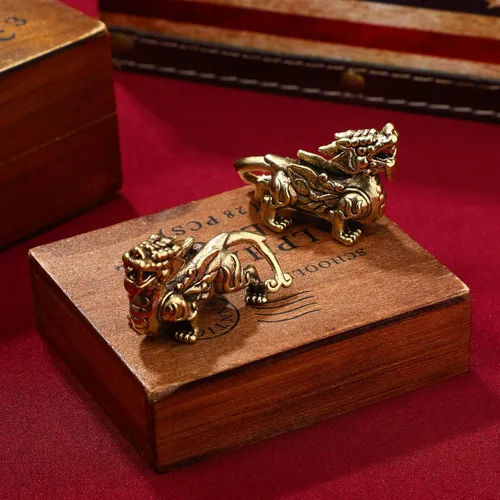 Vista 7 de EXCEART Feng Shui - Estatua de latón Qilin Kylin, escultura de cobre, figuras de Chi Lin, estatua de la suerte Pixiu, decoración para el hogar