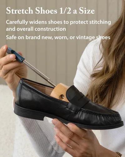 Vista 3 de FootFitter Estirador ajustable de madera prémium para hombres y mujeres, alivia los zapatos ajustados y mejora la comodidad