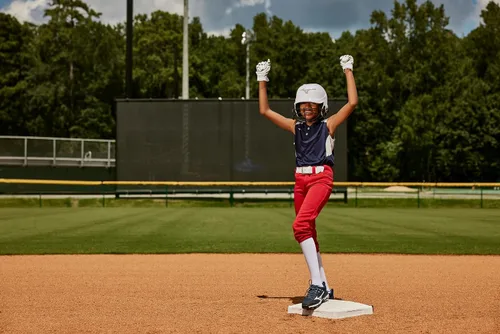 Vista 4 de Mizuno Girls' Belted Fastpitch Softball Pant