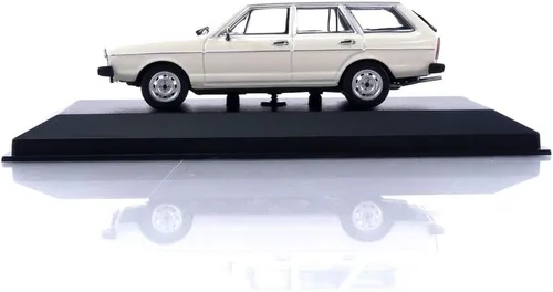 Vista 2 de MAXICHAMPS 143 - V-OLKSWAGEN Passat Variant - 1975