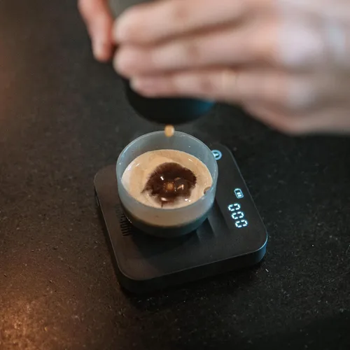 Vista 6 de WACACO Exagram Pro Báscula de Café con Temporizador, Báscula Inteligente de Espresso con Caja de Transporte, Báscula Digital Mini Recargable