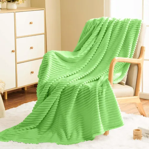 Vista 21 de Vessia - Manta de forro polar de franela (50x70 pulgadas), manta 3D de jacquard negra, esponjosa y cálida para sofá, sillón, cama, silla, 300GSM