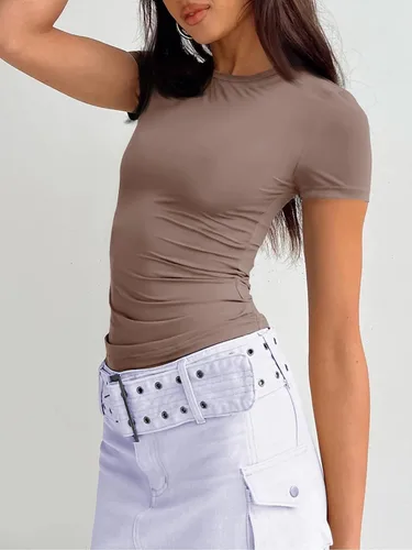 Vista 3 de Trendy Queen Camisetas básicas para mujer, cuello redondo, manga corta, lindas camisetas de verano, ajustadas, ropa Y2K