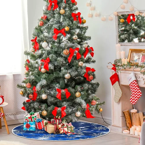 Vista 4 de Falda de árbol de fondo de copos de nieve azul de Navidad, tapete de árbol de temporada, suministros de fiesta, adornos para interiores