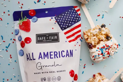 Vista 5 de Safe + Fair All American Granola – Snack sin gluten y vegano – Avena integral con fresas reales, arándanos y arándanos rojos – Sin OMG, kosher, sin