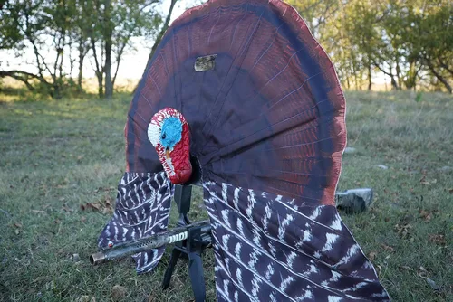 Vista 5 de MOJO Outdoors Scoot N Shoot Gunner - Soporte para señuelo de pavo, accesorios de caza, equipo de caza de Turquía y accesorios