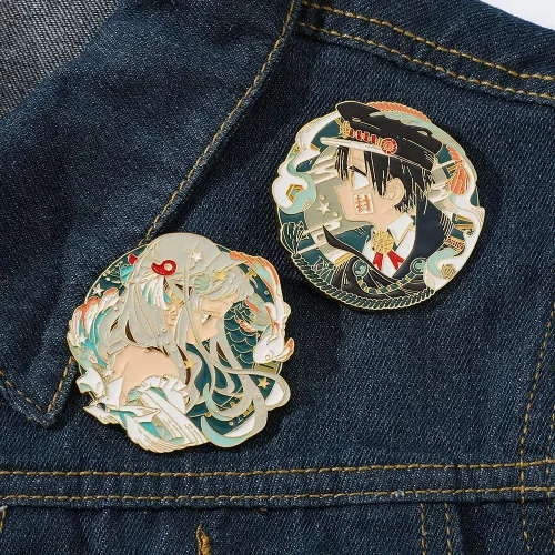 Vista 6 de Pines de anime Hanako Kun para inodoro figuras de dibujos animados de manga TBHK broches de solapa esmaltados Yashiro Nene Hanako-kun Acero aleado