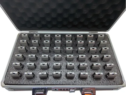 Vista 6 de Estuche organizador de unidades USB de aluminio (48 ranuras con asa) – Caja de almacenamiento antiestática y antiestática con cerradura