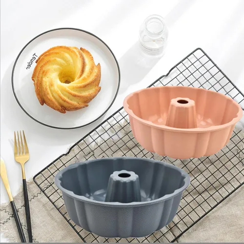 Vista 2 de Molde de silicona para tartas, antiadherentes de 10 pulgadas, paquete de 2 moldes de silicona para hornear, gelatina, gelatina (gris + rosa)