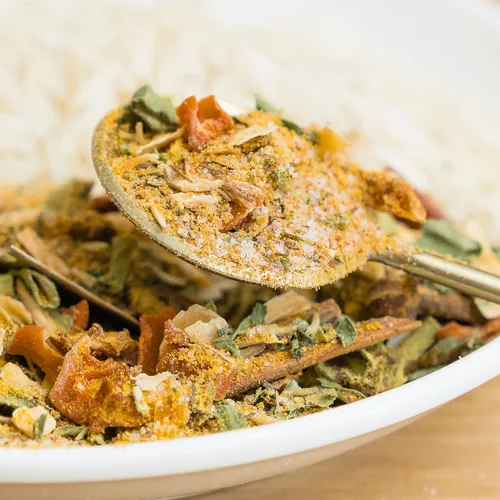 Vista 2 de NY SPICE SHOP Biryani vegetariano suave con arroz basmati, ingredientes premedidos incluidos, especias enteras fragantes, paquete de arroz gourmet