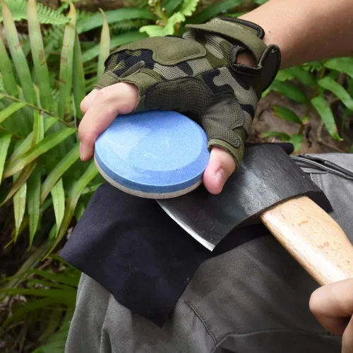 Vista 4 de Paquete de 2 artículos – Disco de afilado multiusos de grano doble con funda – Cuchillo de hacha de hacha Herramientas para machete