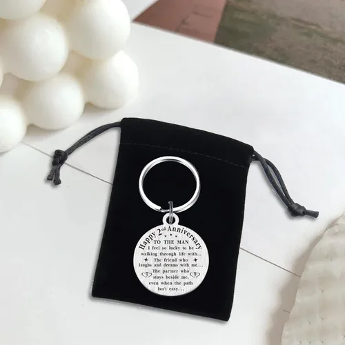 Vista 5 de TANWIH Llavero de segundo aniversario de boda, regalos para marido y él, aniversario de 2 años para hombres, todavía lo hacemos desde 2023
