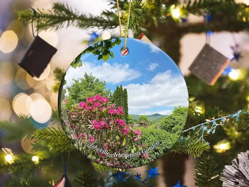 Vista 2 de Carolina del Norte Asheville Arboretum Garden USA America Adornos de Navidad para árbol de cerámica colgante de doble cara decoración de Navidad
