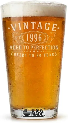 Vista 24 de Vintage 2008 Grabado Pint Glass 18 regalos de cumpleaños para niños niñas Claro