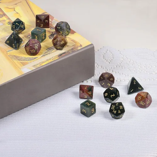 Vista 6 de mookaitedecor Juego de 7 dados poliédricos de cristal de ágata india, dados pulidos de piedras pulidas para juegos de mesa RPG MTG decoración