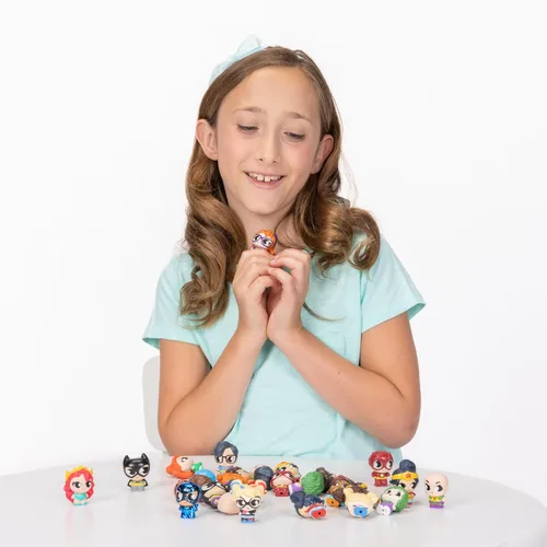 Vista 7 de DC Comics Minis, paquete de 12 Micros, figuras coleccionables de 1.5 pulgadas (muñecas, juguetes), exclusivo de Amazon