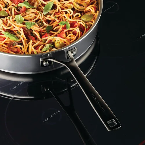 Vista 8 de KitchenAid Sartén para saltear de inducción de acero inoxidable revestido de 5 capas con tapa, 5 cuartos de galón, acero inoxidable pulido