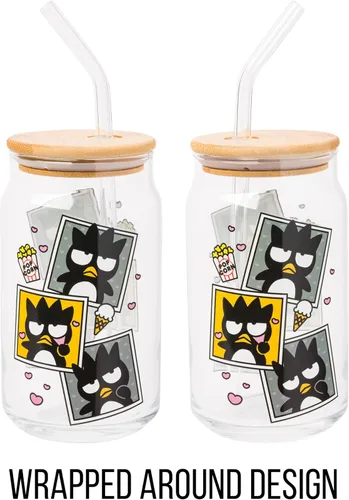 Vista 5 de Silver Buffalo Sanrio - Vaso de vidrio con tapa de bambú y sorbete de vidrio de fotos de Badtz-Maru, 16 onzas