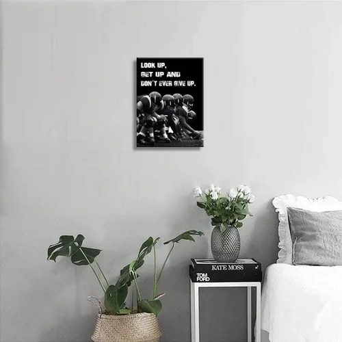 Vista 4 de Arte inspirador de pared con texto en inglés «Look Up and Dont Ever Give Up», decoración de fútbol para habitación de niños, fotos de afirmaciones