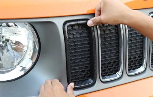 Vista 7 de YOCTM Accesorios para Jeep Renegade 2019 2020 2021, insertos de rejilla delantera, cubierta de malla + marco de luz antiniebla delantera + bisel
