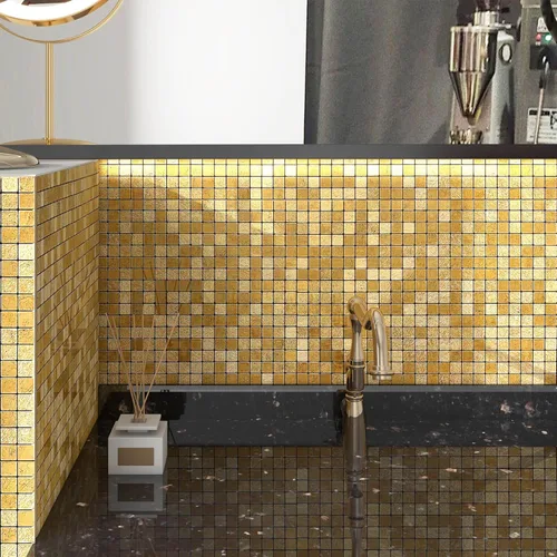 Vista 3 de VAOVI Azulejos dorados para salpicaduras de cocina, adhesivos de mosaico autoadhesivos, resistentes al calor, impermeables (5 hojas, cuadrados)