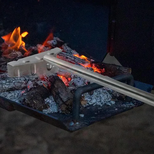 Vista 7 de Rastrillo de carbón resistente para herramientas de cenizas con mango de goma, rastrillo de cenizas para horno de pizza, 32 pulgadas