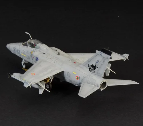 Vista 4 de Italeri AMX Ghibli