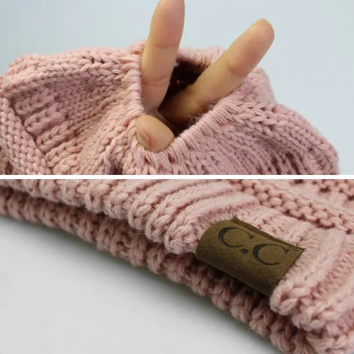 Vista 3 de C.C Exclusives - Gorro de invierno para mujer con agujero para coleta o moño, gorro beanie para mujer (MB-20A)