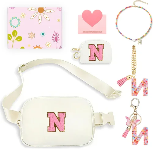 Vista 56 de Regalos de moda para niñas adolescentes, cangurera con monograma para niña con llavero, collar, dijes de taza, tarjeta de felicitación y caja