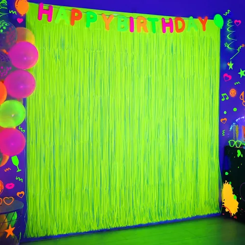 Vista 10 de Suministros de fiesta Mega-Loopolis con brillo en la oscuridad, pack de 2 decoraciones de fiesta neón de 6.6 x 6.6 pies, cortinas de flecos de papel