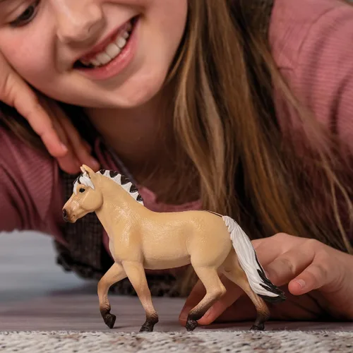 Vista 2 de Schleich Horse Club - Figura de yegua de caballo de fiordo noruego - Figuras de poni para niñas y niños - Juguetes para niños a partir de 5 años