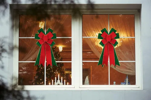 Vista 5 de Lazos grandes de Navidad para corona, lazo de corona de terciopelo rojo y verde, lazos verdes de Navidad para puerta principal, adorno de arpillera